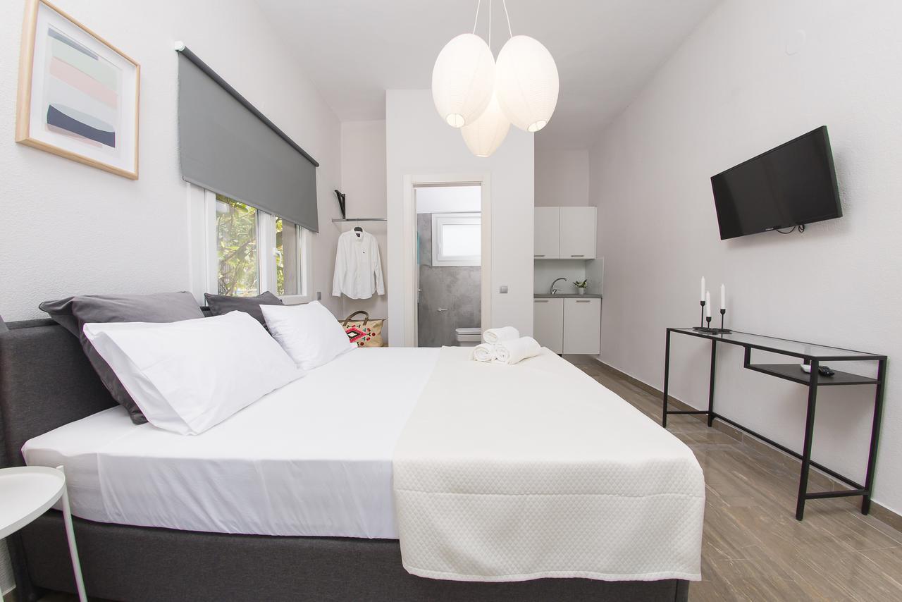 Palio Grey Apartments PalaiónTsiflíkion المظهر الخارجي الصورة