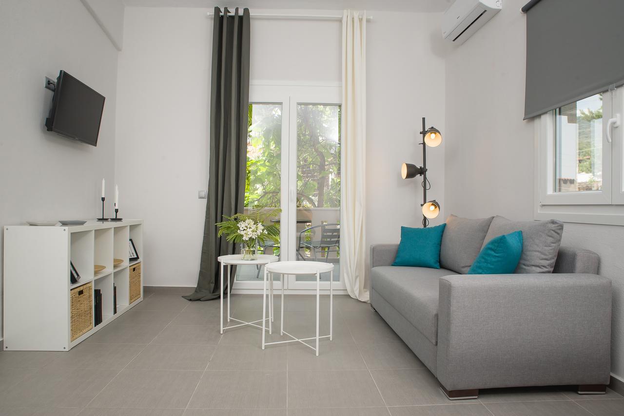 Palio Grey Apartments PalaiónTsiflíkion المظهر الخارجي الصورة