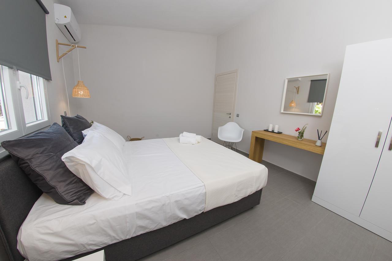 Palio Grey Apartments PalaiónTsiflíkion المظهر الخارجي الصورة